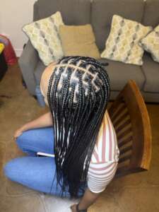 Small Knotless Braids 225x300